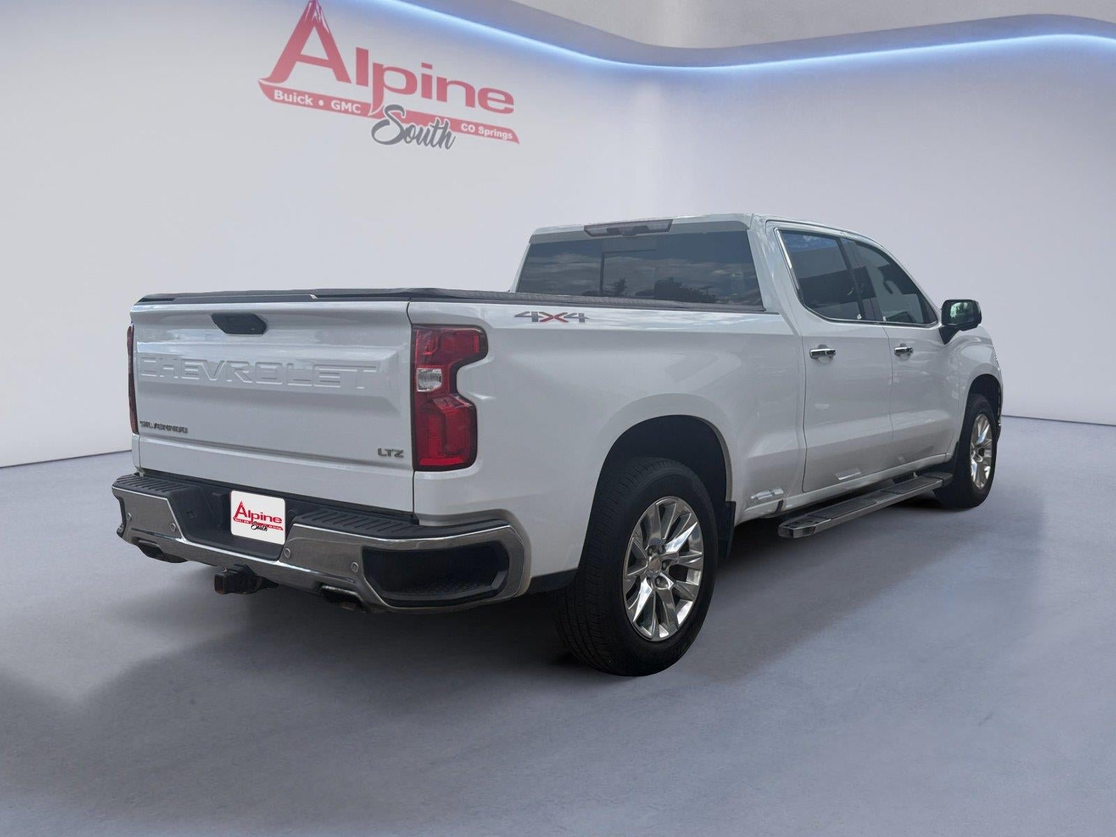 Used 2020 Chevrolet Silverado 1500 LTZ w/ LTZ Plus Package AWD/4WD image 5