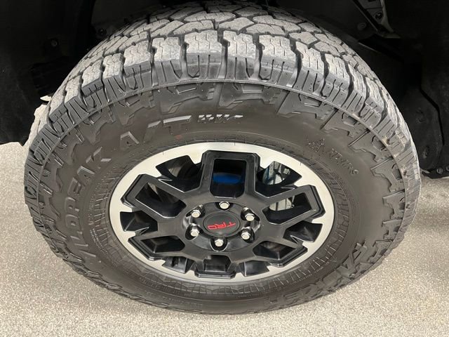 Used 2025 Toyota Tacoma TRD Off-Road w/ TRD Off Road Upgrade Package image 14