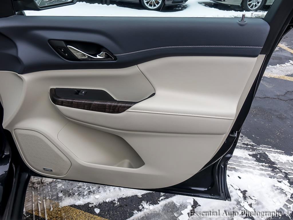 Used 2023 GMC Acadia Denali w/ Denali Ultimate Package image 32