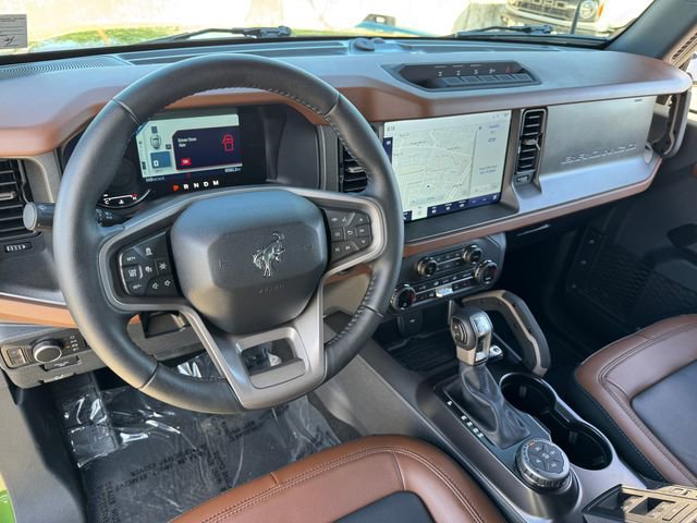 Used 2024 Ford Bronco Outer Banks w/ Sasquatch Package AWD/4WD image 3