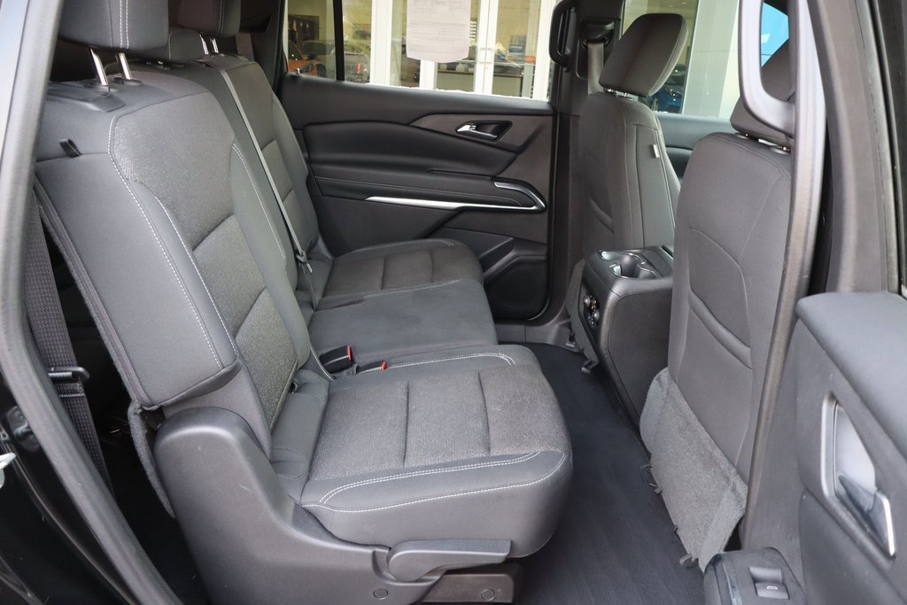 Used 2024 Chevrolet Traverse LS w/ Midnight/Sport Edition image 18