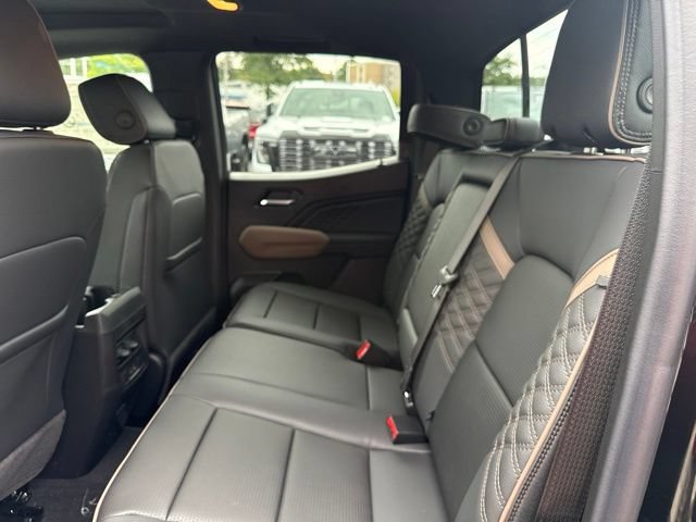 New 2026 GMC Canyon Denali w/ LPO, Denali Black Edition AWD/4WD image 21