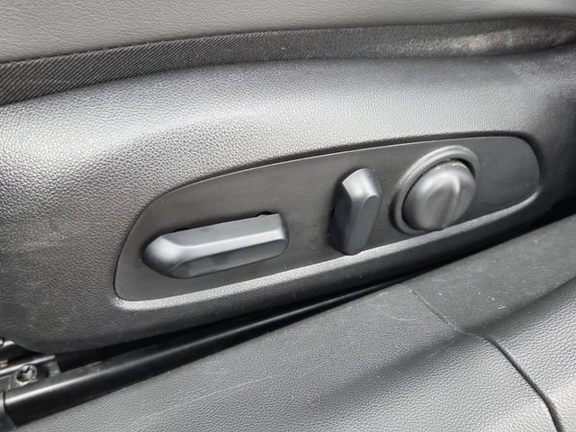 Used 2017 Buick LaCrosse Essence FWD image 18