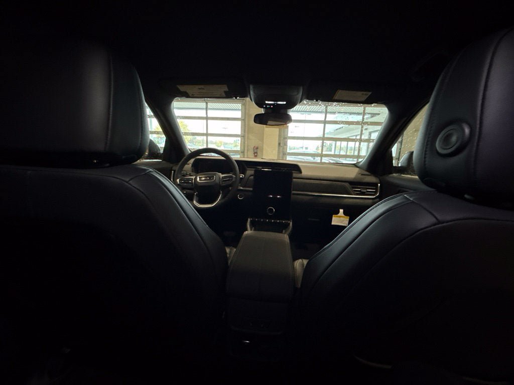 New 2027 GMC Terrain Elevation w/ Elevation Premium Package AWD/4WD image 15