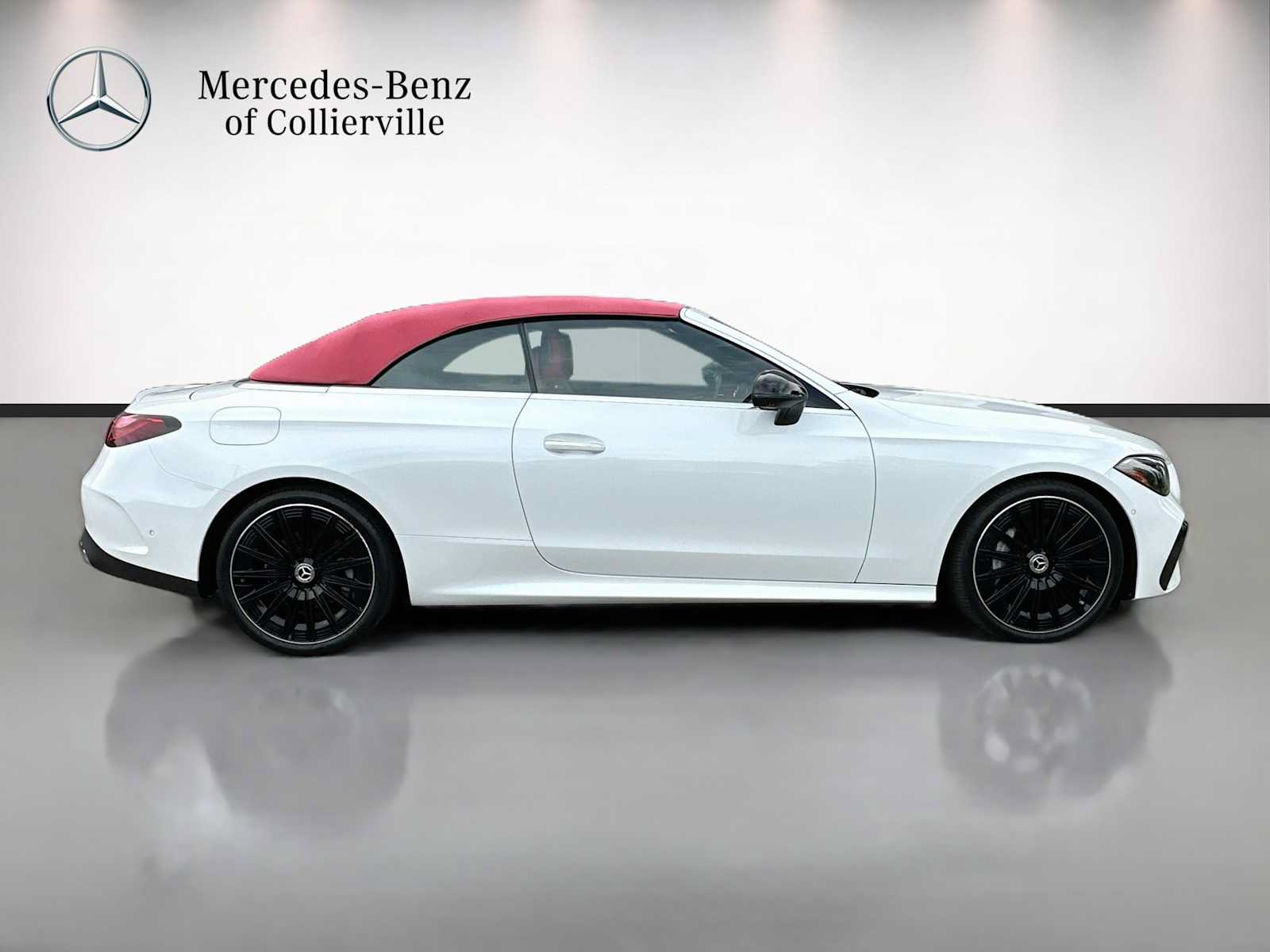 Used 2024 Mercedes-Benz CLE 450 4MATIC Cabriolet image 4