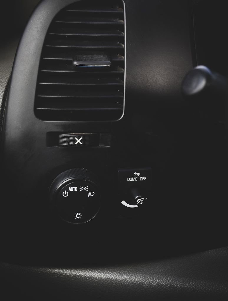 Used 2013 Chevrolet Silverado 1500 W/T image 8