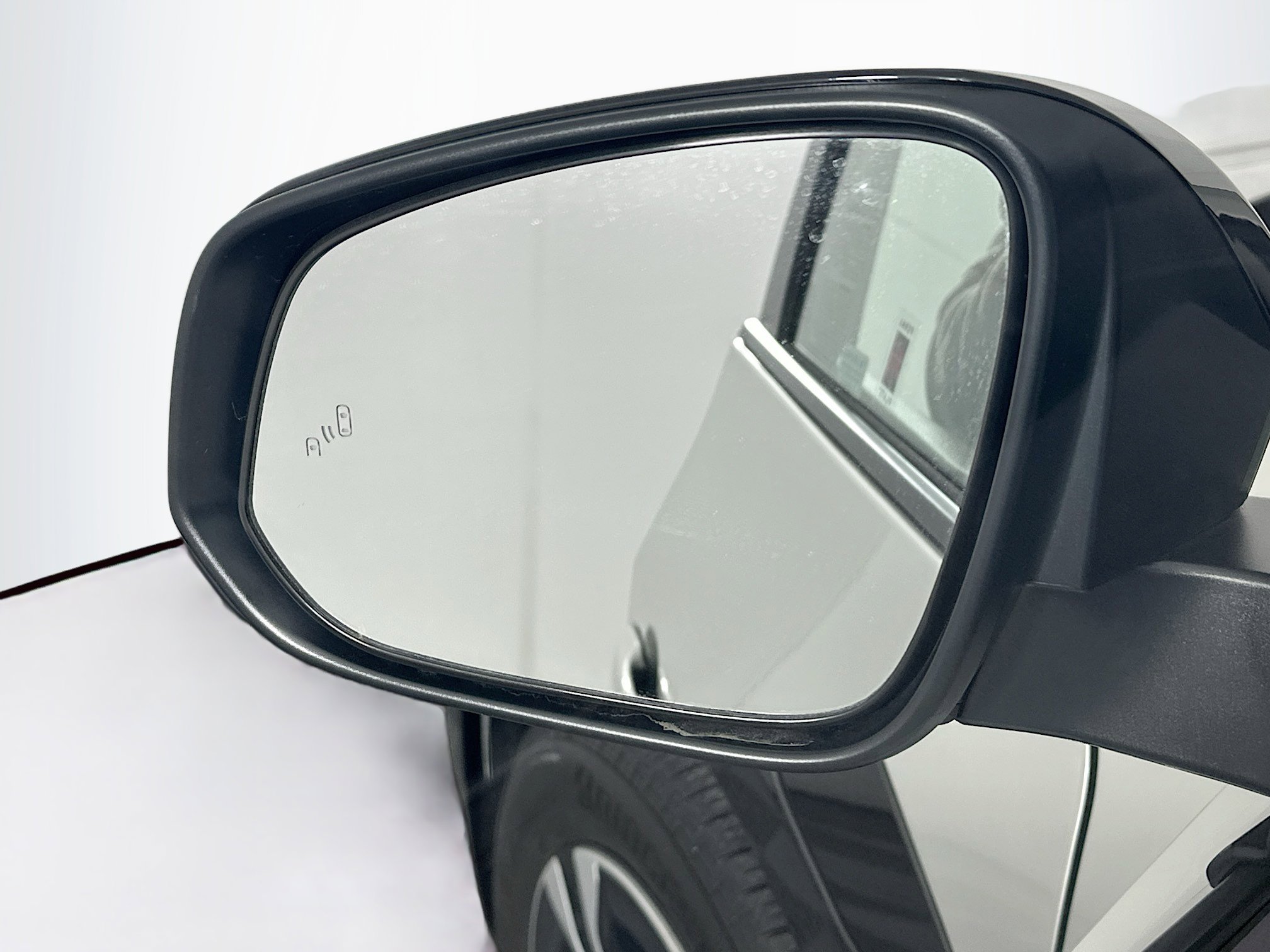 Used 2023 Toyota bZ4X XLE w/ Weather Package FWD image 16