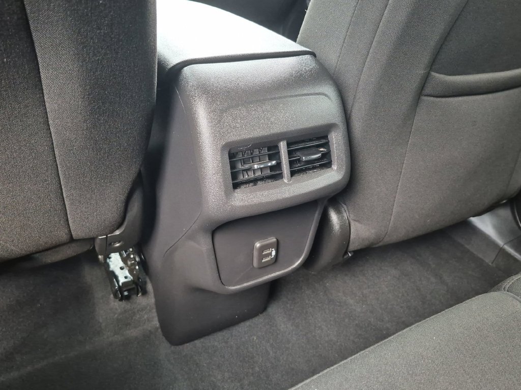 Certified 2023 Chevrolet Equinox LT AWD/4WD image 32