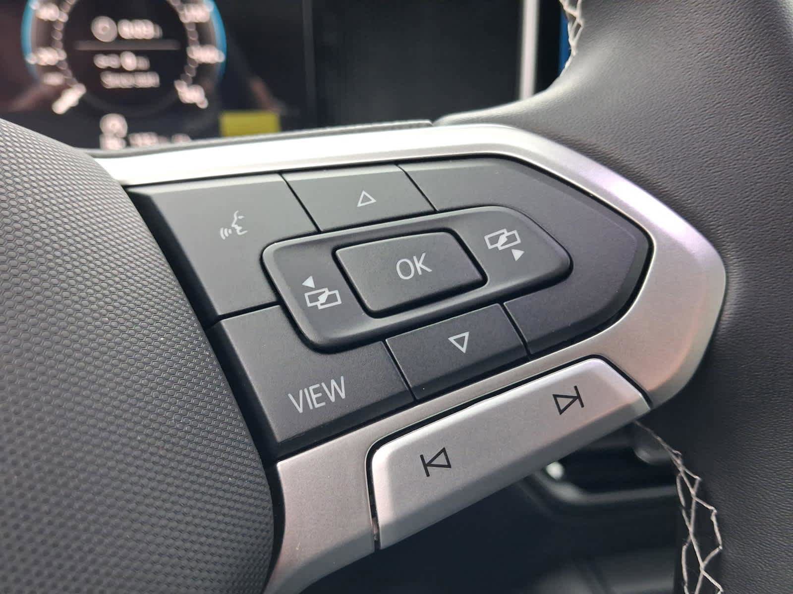 New 2026 Volkswagen Tiguan SE AWD/4WD image 21