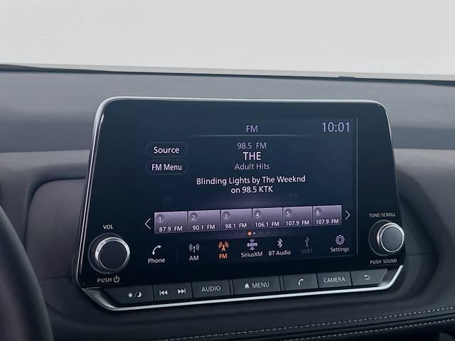 Used 2026 Nissan Rogue SV FWD image 12