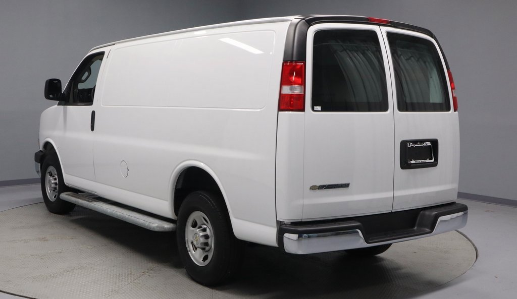 Used 2024 Chevrolet Express 2500 w/ Driver Convenience Package image 6