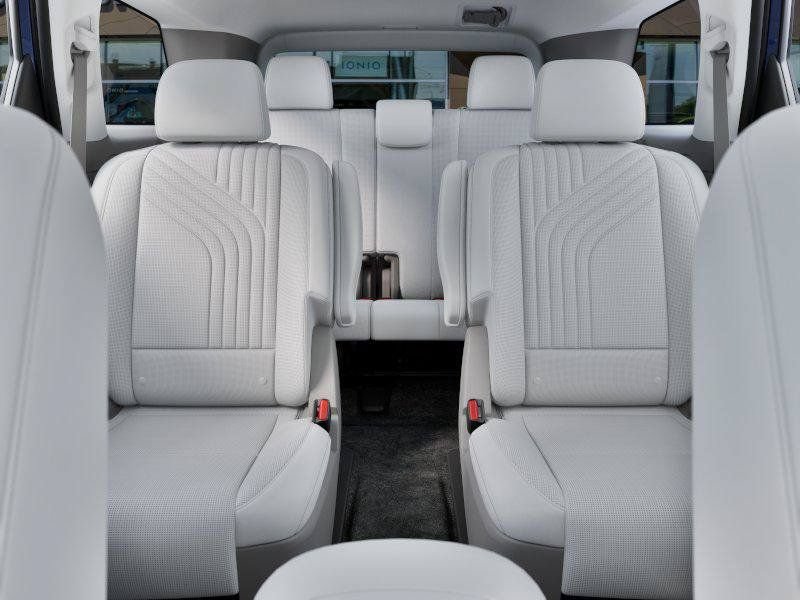 New 2026 Hyundai Palisade SEL Premium FWD image 12