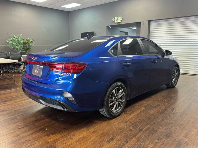 Used 2022 Kia Forte LXS image 5