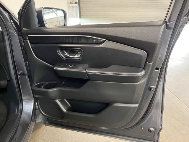 Used 2024 Honda Pilot Elite image 12