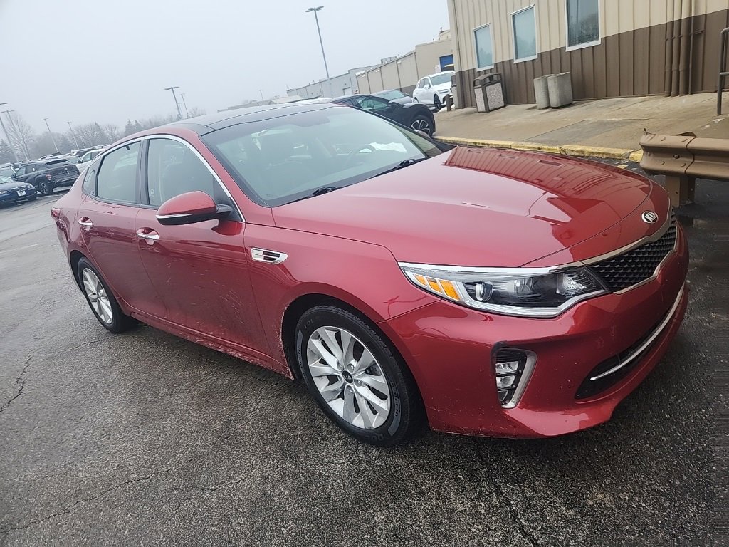 Used 2018 Kia Optima S w/ Panoramic Sunroof Package image 1