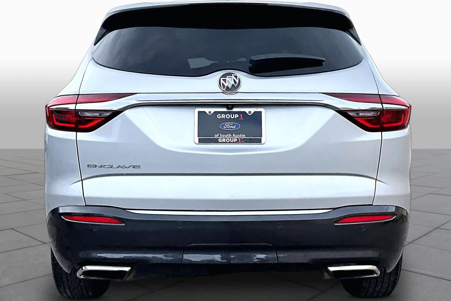 Used 2020 Buick Enclave Essence FWD image 5