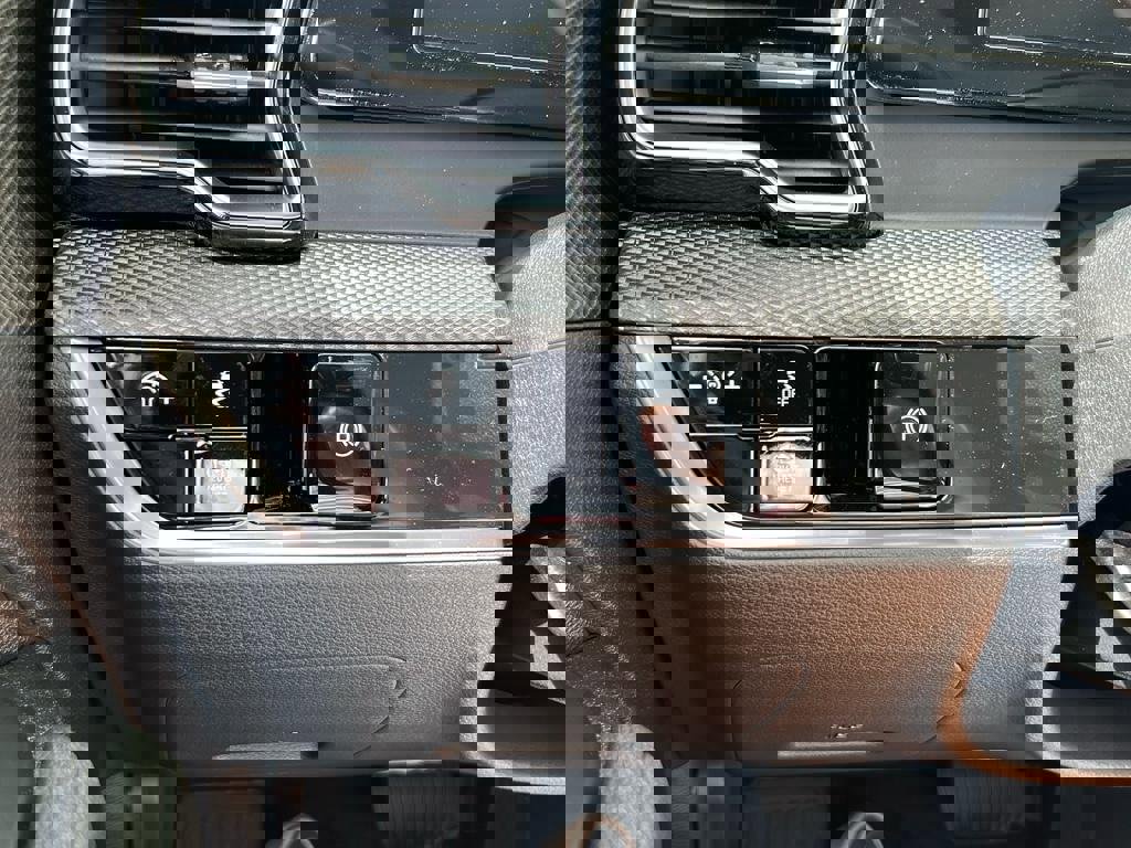 New 2025 Kia Sportage LX image 25