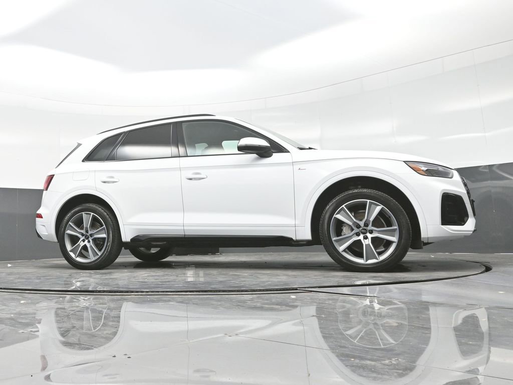 Used 2025 Audi Q5 2.0T Premium image 26