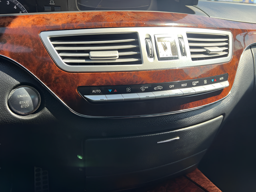 Used 2010 Mercedes-Benz S 550 image 52