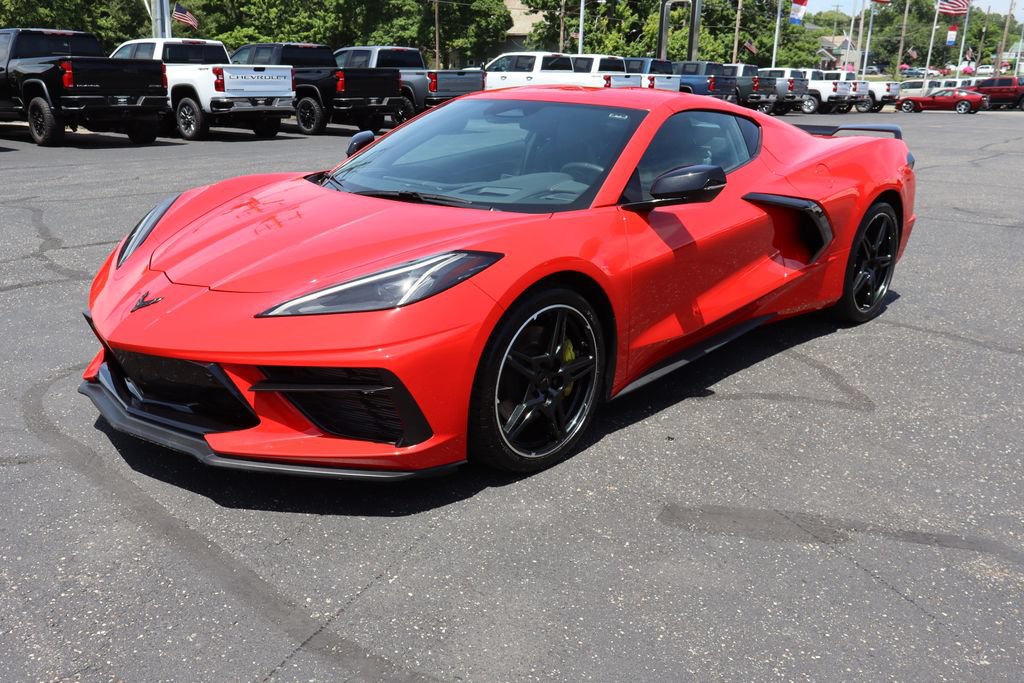 Used 2024 Chevrolet Corvette Stingray Preferred Cpe w/ Z51 Performance Package RWD image 26