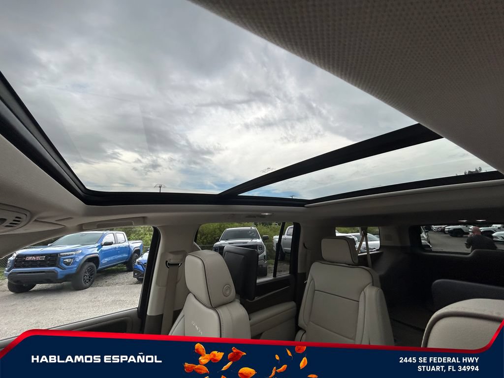 Used 2021 GMC Yukon XL Denali w/ Denali Premium Package RWD image 35