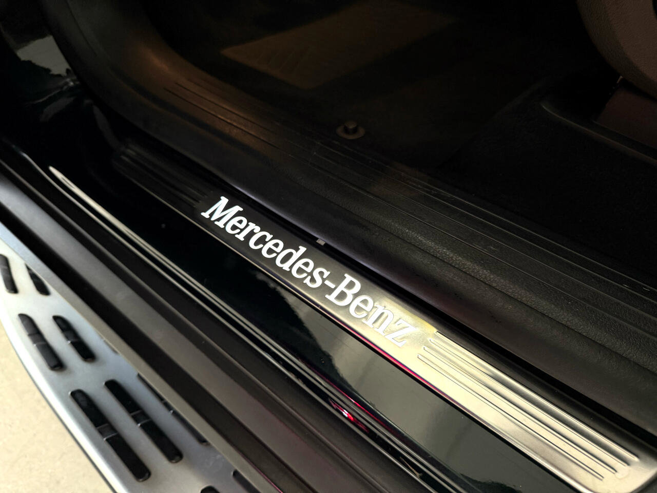 Used 2021 Mercedes-Benz GLS 450 4MATIC image 34