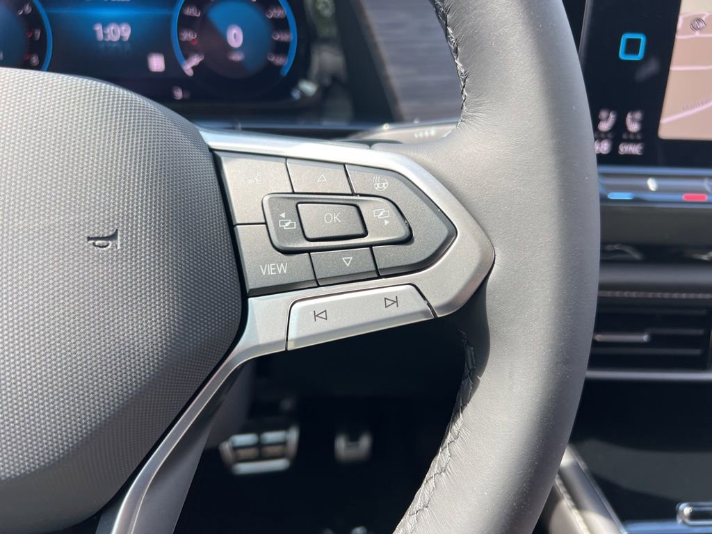 New 2026 Volkswagen Atlas SEL Premium R-Line image 17