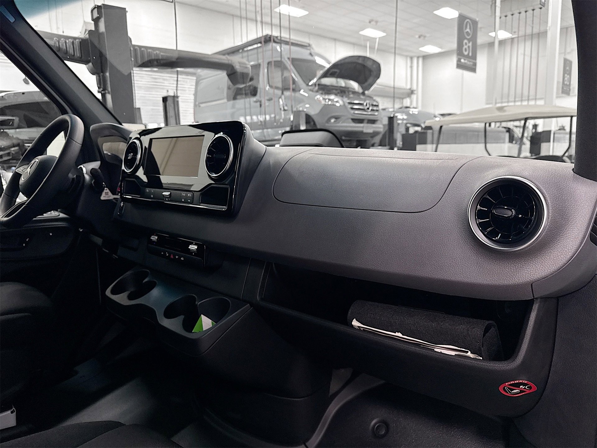 Certified 2025 Mercedes-Benz Sprinter 2500 image 27