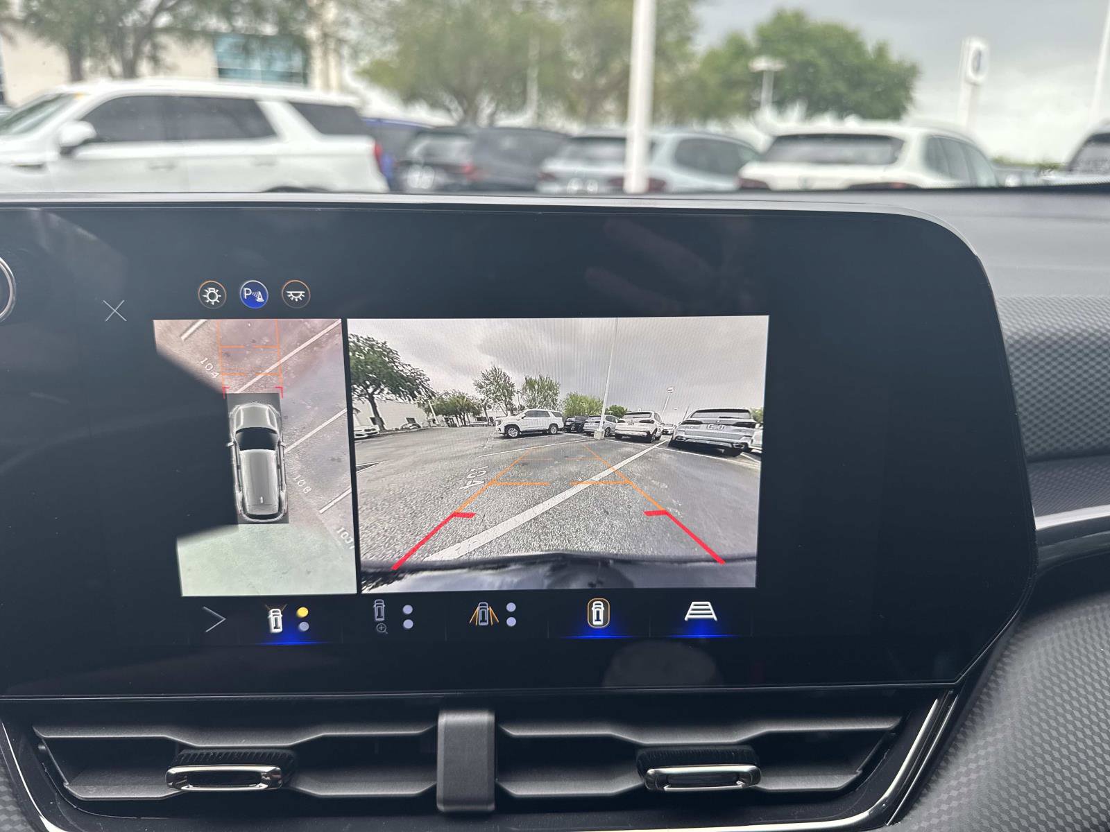 Used 2026 Chevrolet Equinox RS w/ Convenience Package III image 24