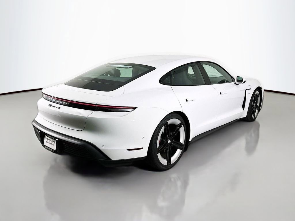 New 2025 Porsche Taycan 4S image 9