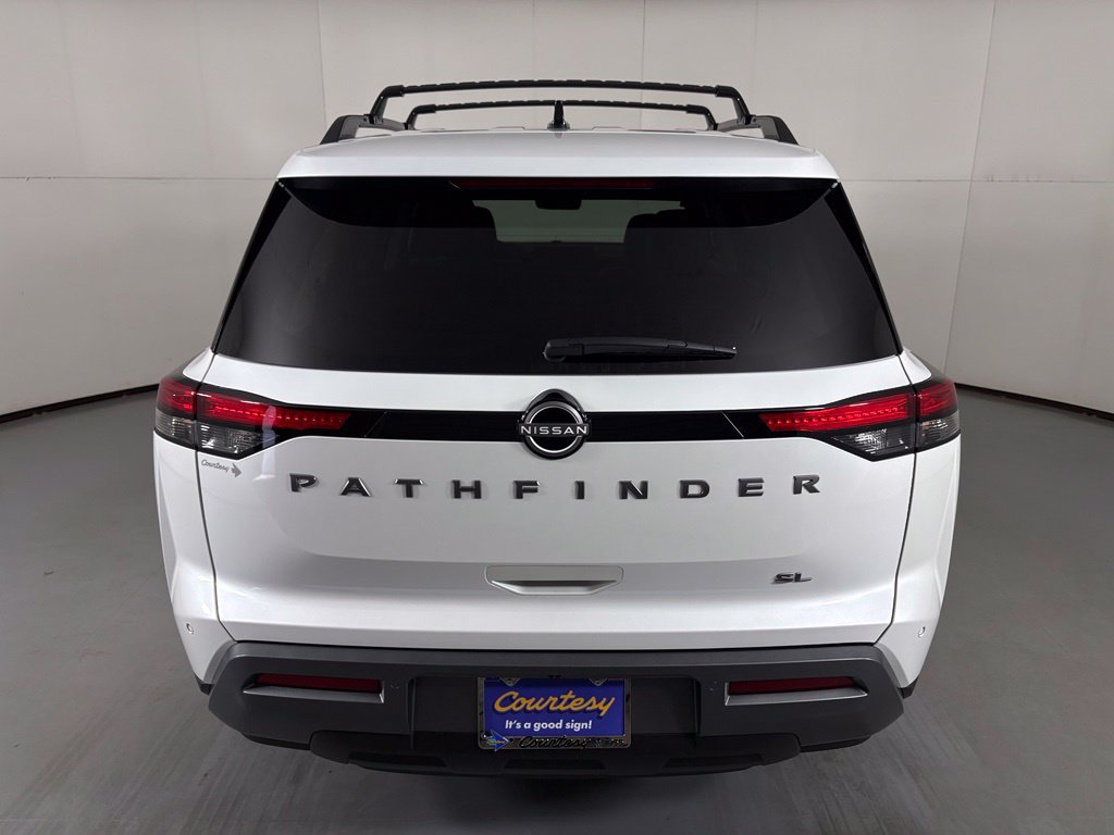 New 2026 Nissan Pathfinder SL FWD image 6
