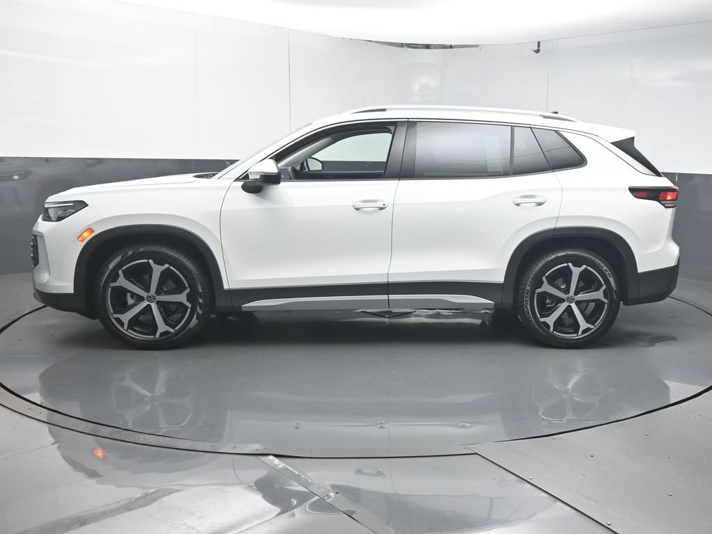 New 2026 Volkswagen Tiguan SE FWD image 5