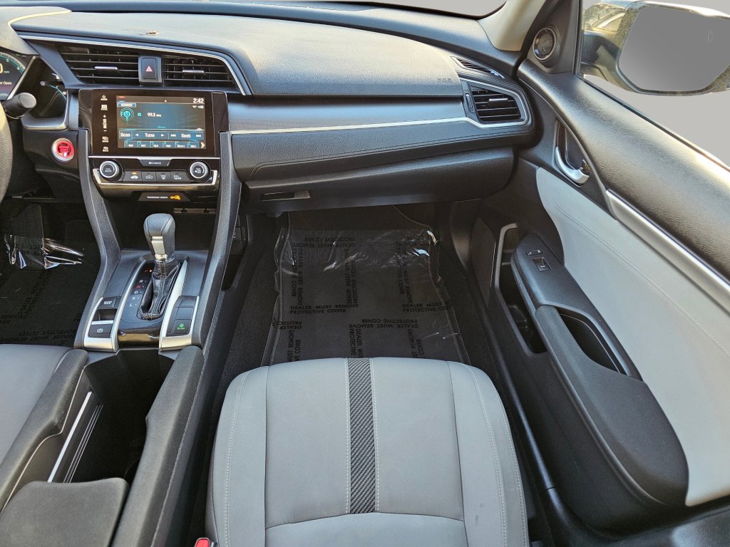 Used 2018 Honda Civic EX image 4