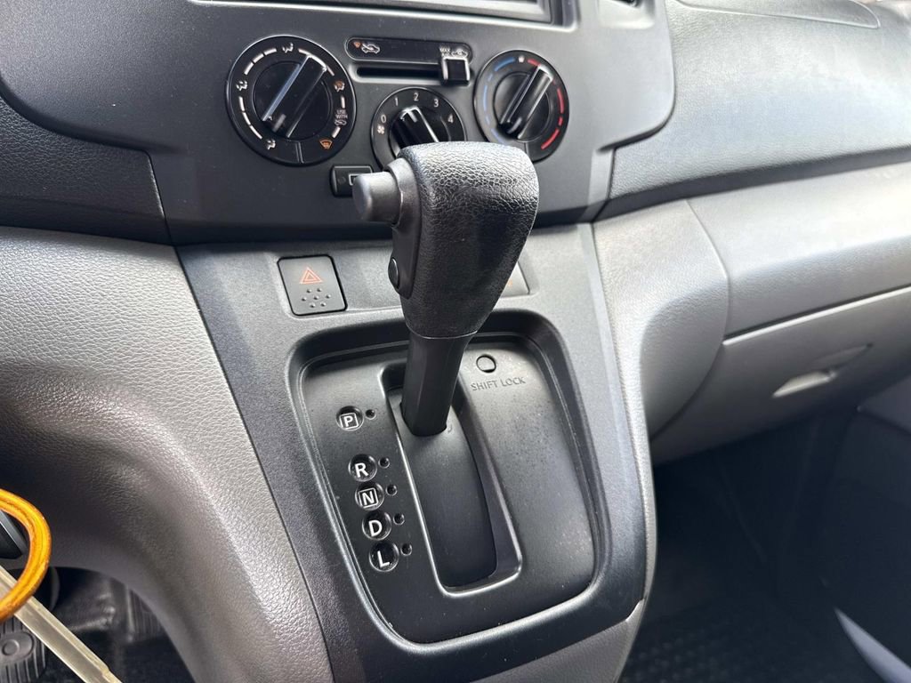 Used 2021 Nissan NV200 SV w/ Back Door Glass Package image 24