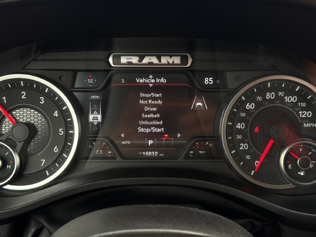 Used 2026 RAM 1500 Laramie AWD/4WD image 24