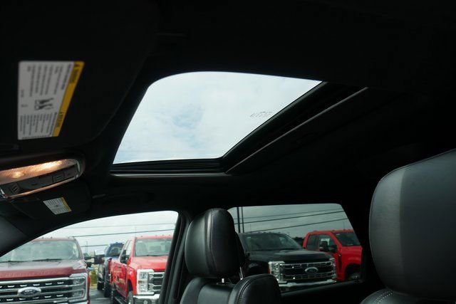 Used 2020 Dodge Durango R/T w/ Blacktop Package image 3