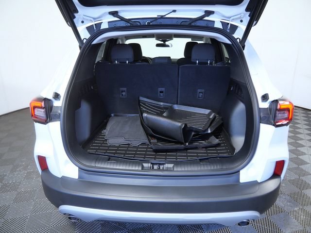 Certified 2025 Ford Escape Active w/ Cold Weather Package AWD/4WD image 9