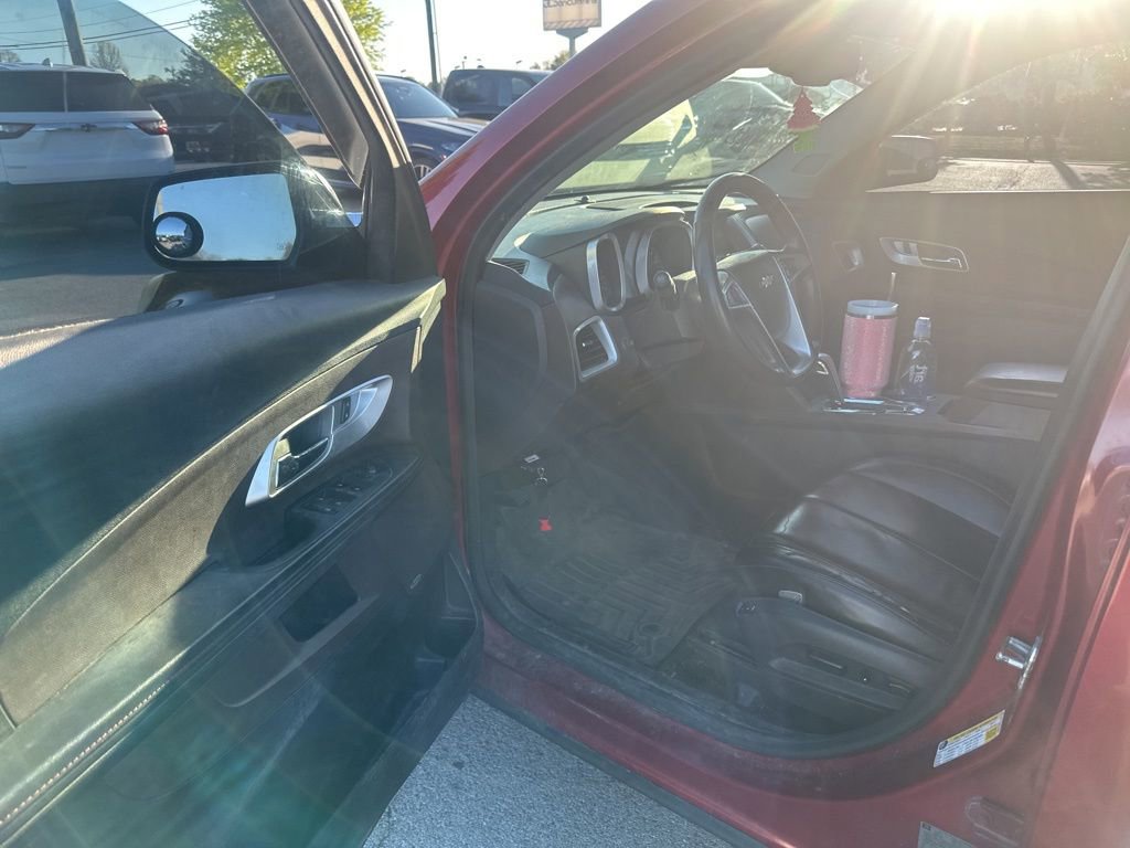 Used 2015 Chevrolet Equinox LTZ AWD/4WD image 5