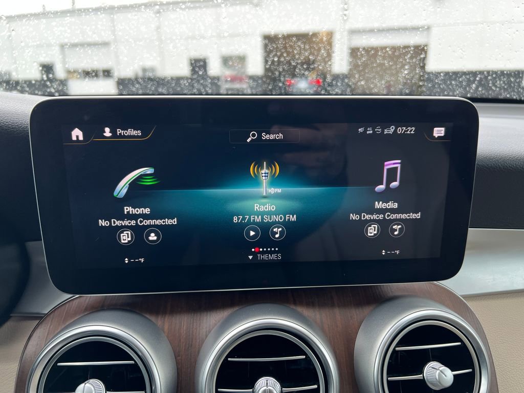 Used 2022 Mercedes-Benz GLC 300 image 24