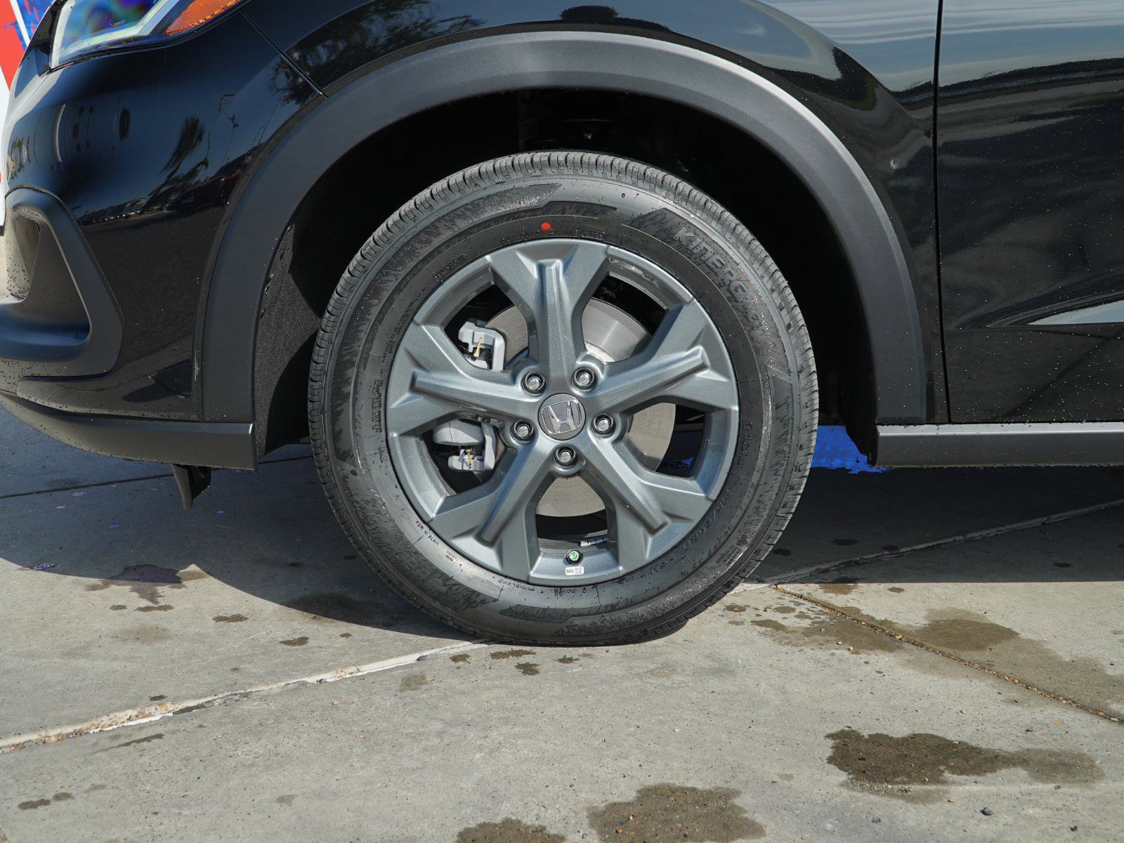 New 2026 Honda HR-V LX image 12