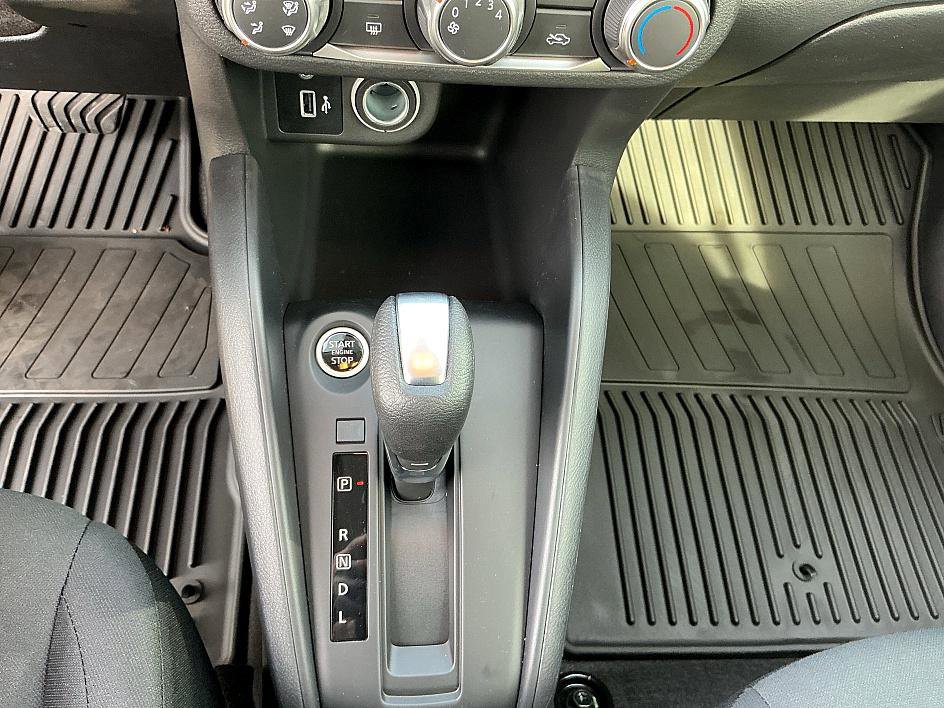 New 2025 Nissan Kicks S image 19