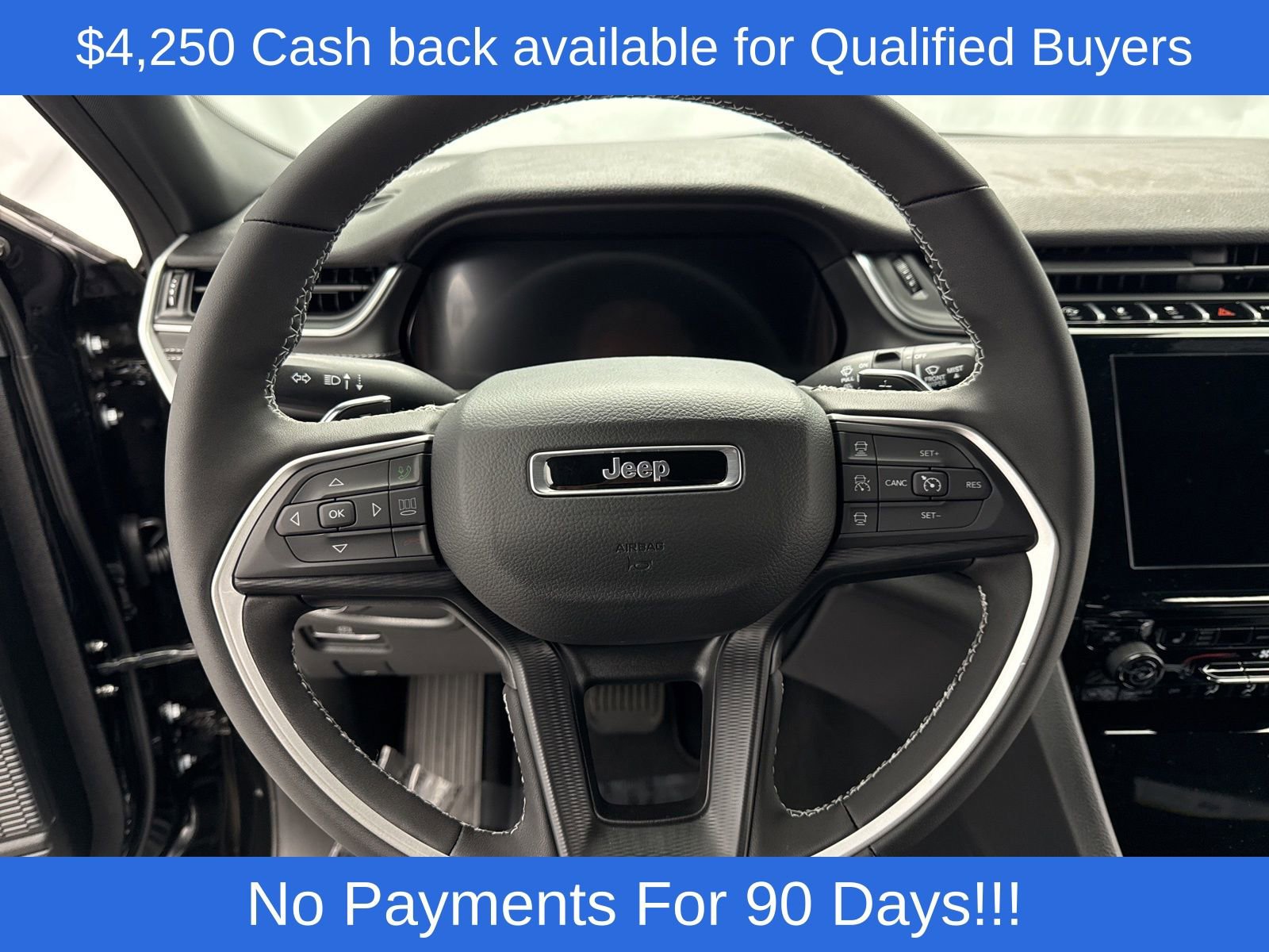 New 2025 Jeep Grand Cherokee Altitude image 15