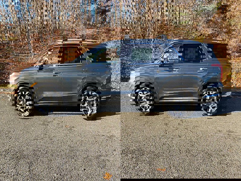 Used 2024 Hyundai Palisade Limited image 4