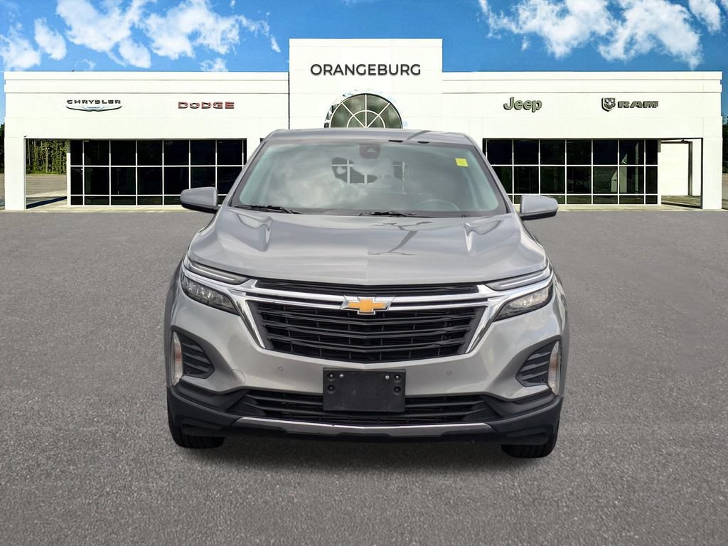Used 2024 Chevrolet Equinox LT AWD/4WD image 2