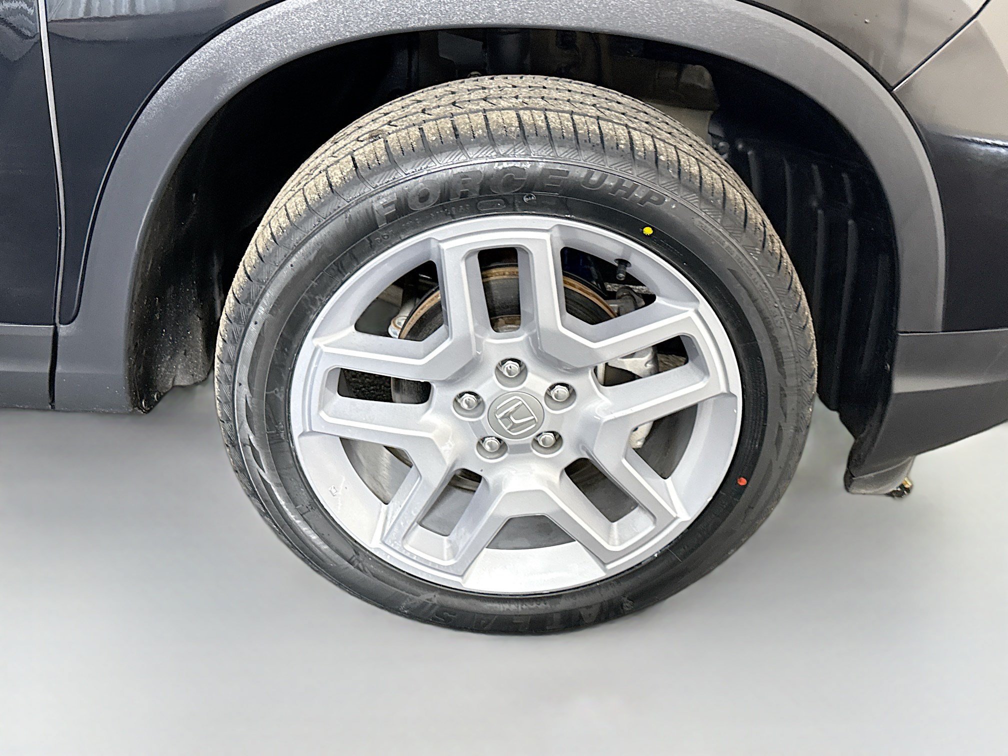 Used 2024 Honda Passport EX-L image 32
