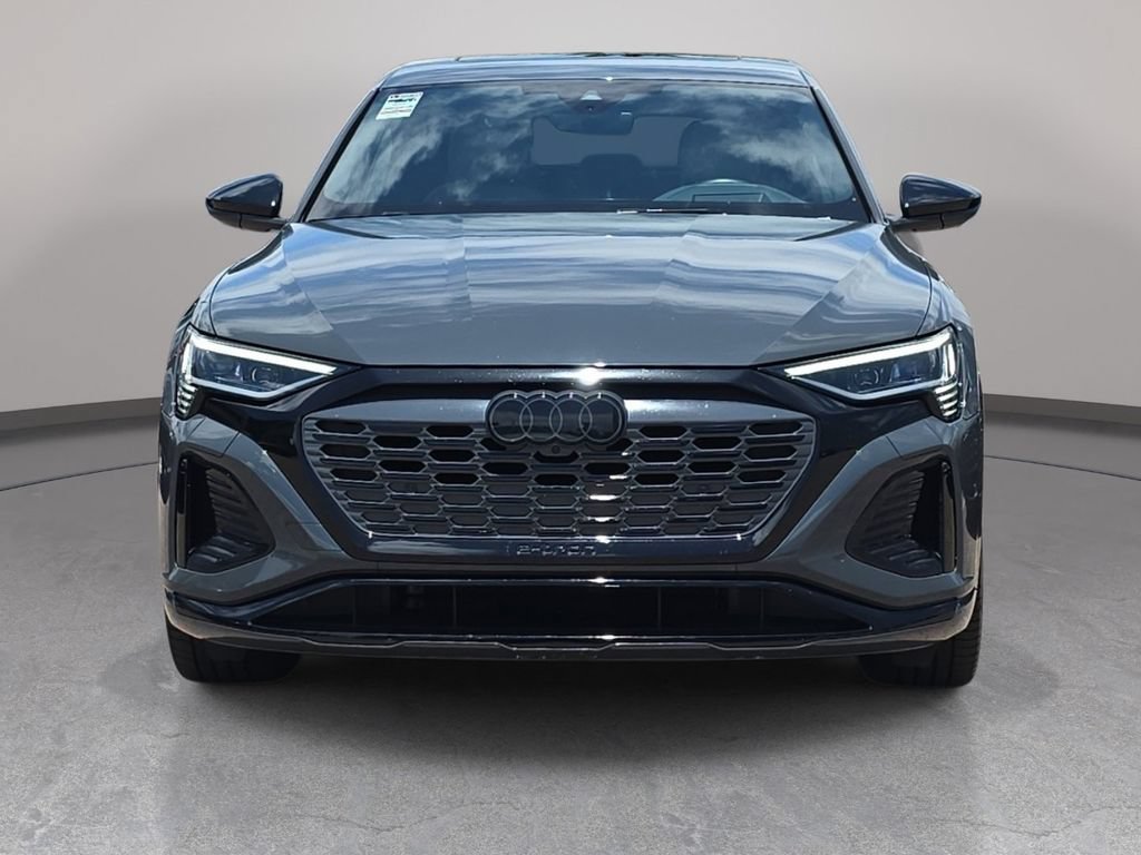 Certified 2024 Audi Q8 e-tron Prestige w/ Prestige Package AWD/4WD image 3