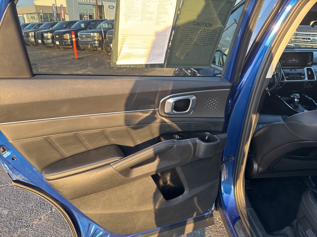 Used 2021 Kia Sorento SX image 39