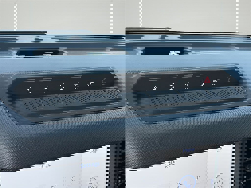 New 2025 Ford Bronco Badlands image 35