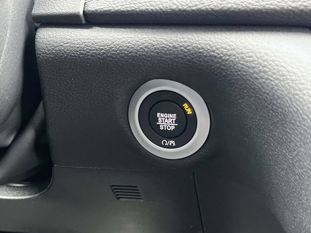 New 2026 Chrysler Pacifica Select w/ S Appearance Package FWD image 24