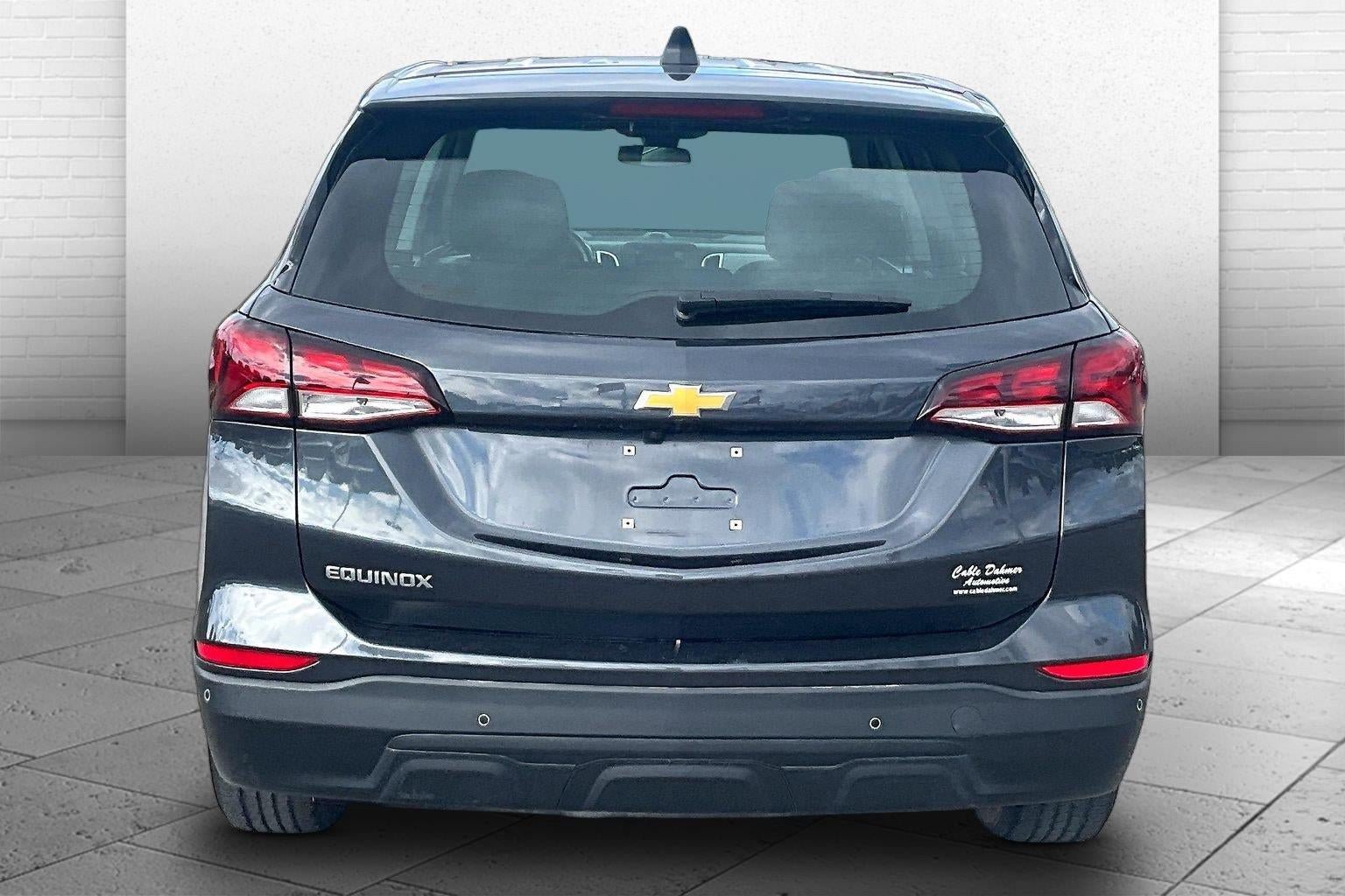 Used 2022 Chevrolet Equinox LS w/ Driver Confidence II Package FWD image 3